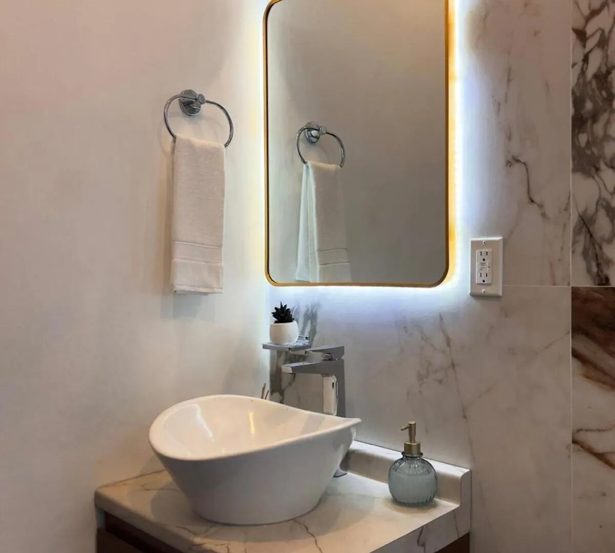 Beatiful House 3Br Private Pool Gated Community Villa Chacalal Mexico