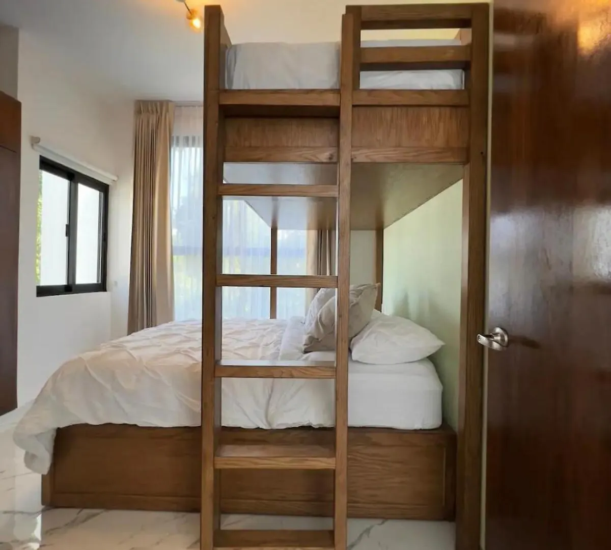 Beatiful House 3Br Private Pool Gated Community Villa Chacalal