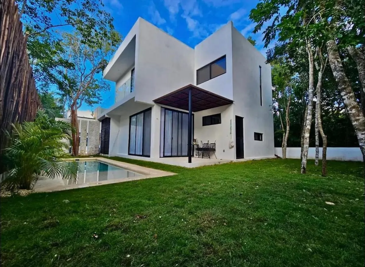 Beatiful House 3Br Private Pool Gated Community Villa Chacalal